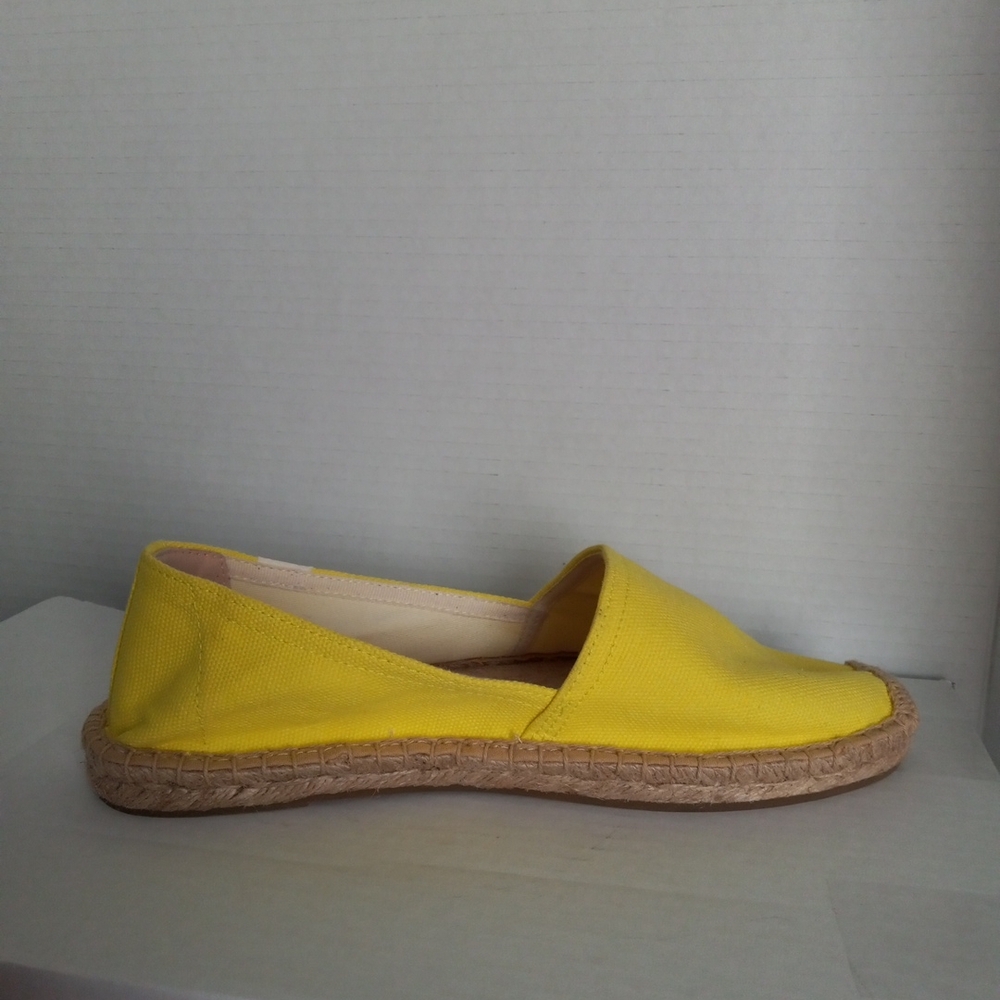 Soludos Yellow Espadrilles Size 9 New